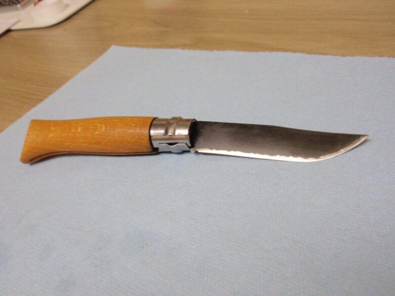 オピネルのナイフを黒染め 黒錆処理 して日本刀風に仕上げる方法 おじさんのやってみよう