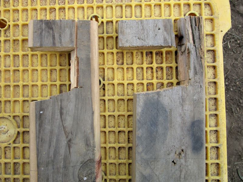 京セラ・ガーデンシュレッダー GS-2010用　押し込み板改良版製作⑨割れてしまった板