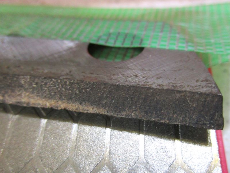 京セラ・ガーデンシュレッダー GS-2010 の刃を1～2週間置いておいたところ、刃面が錆びていました。