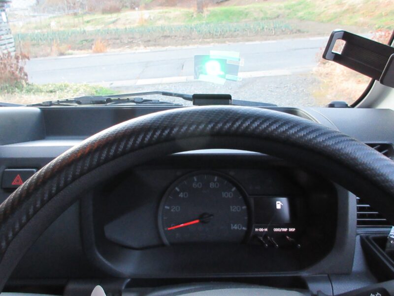 後付け可能なHUD(HED UP DISPLAY)の動作確認画像 反射シートを使った場合2