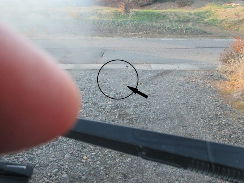 DIYでガラスコーティングを行って失敗した例 ガラス面にガラスコーティングを付けてしまった画像